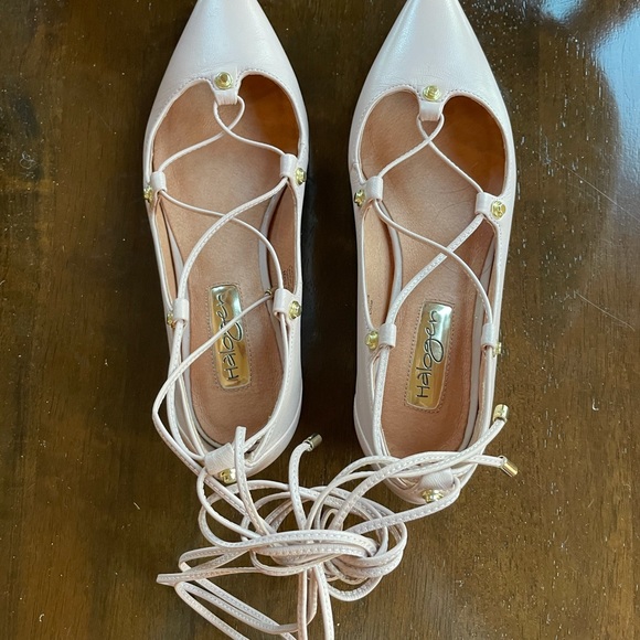 Halogen ‘Owen’ Pointy Toe Ghillie Flat Shoes - Picture 3 of 9